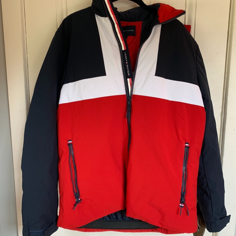 Tommy Hilfiger Snow Jacket NWT Mens Size Medium